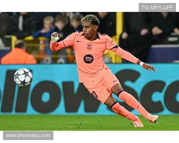 巴萨前主席力挺亚马尔直言卡瓦哈尔曾辉煌如今却平庸