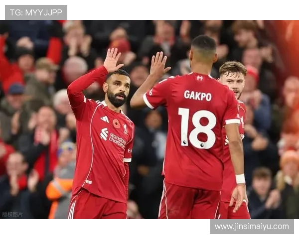 科纳特社媒分享与赫拉芬贝赫合照庆祝结束四连败重回胜利轨道